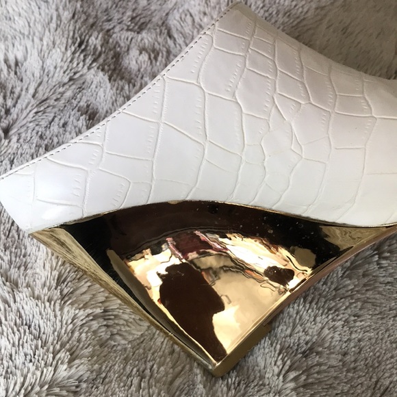 White snake croc booties 8 gold metallic wedge embossed mules beau & ashe rare - Picture 4 of 6